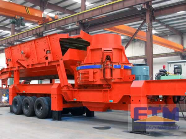 Mobile vertical impact crusher